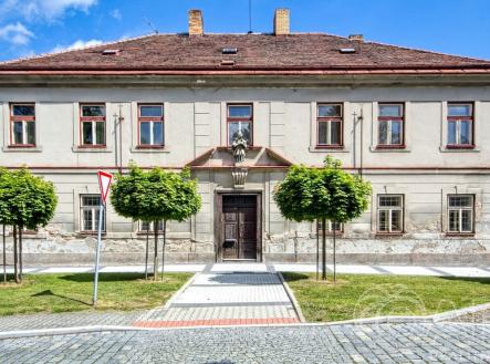 Prodej domu/vily, 1 400 m²