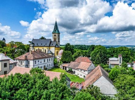 Prodej domu/vily, 1 400 m²