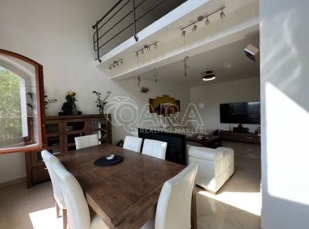 Pronájem domu/vily, 245 m²