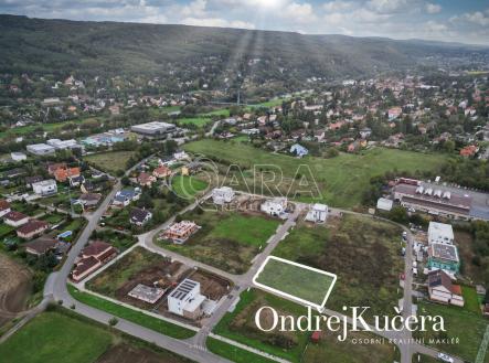 Prodej - pozemek pro bydlení, 908 m²