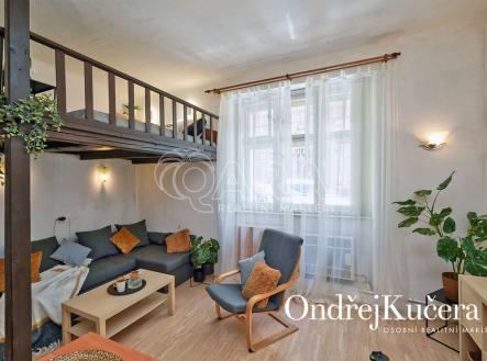 Pronájem bytu, 1+kk, 32 m² obrázek