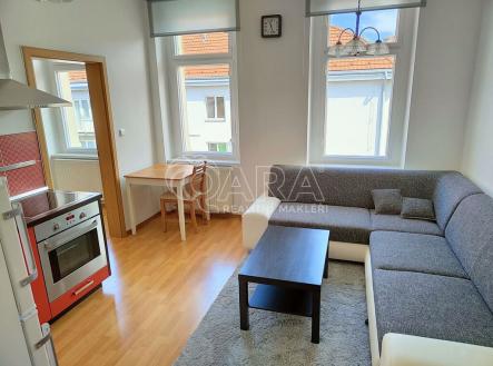 Pronájem bytu, 2+kk, 40 m²