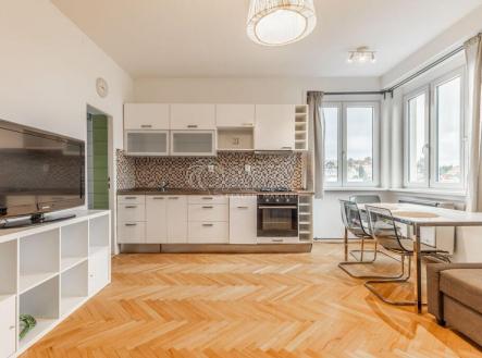 Pronájem bytu, 2+kk, 40 m² obrázek