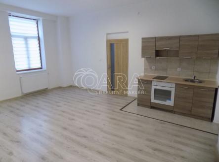 Pronájem bytu, 1+kk, 34 m²