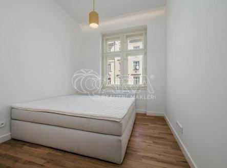 Pronájem bytu, 2+kk, 58 m²