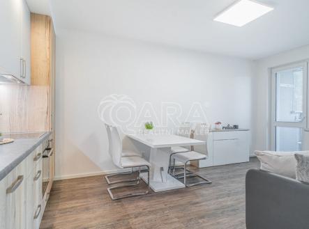 Pronájem bytu, 2+kk, 55 m²