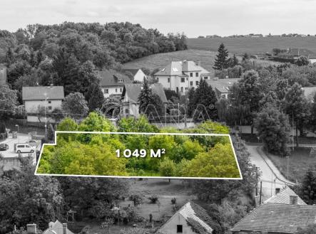 Prodej pozemku pro bydlení, 1 049 m²