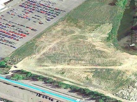 Prodej pozemku pro komerční výstavbu, 30 600 m² obrázek