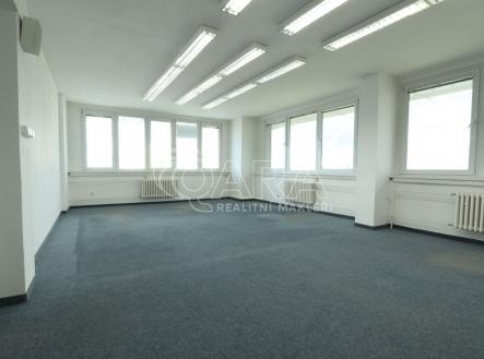 Pronájem kanceláře, 185 m²