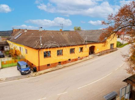 Prodej - dům/vila, 230 m² obrázek