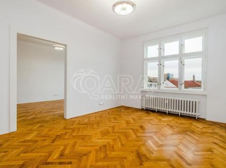 Pronájem bytu, 4+1, 120 m²