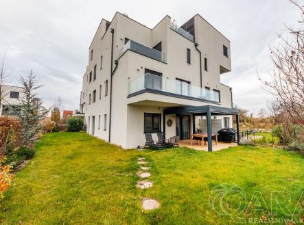 Pronájem bytu, 4+kk, 106 m²