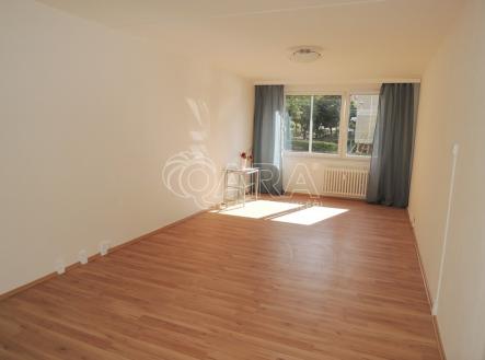 Pronájem bytu, 3+kk, 77 m²