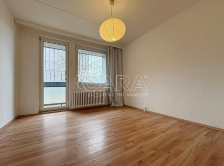 Pronájem bytu, 3+kk, 77 m²