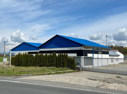 Pronájem - skladovací prostor, 165 m²