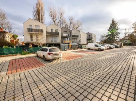 Prodej bytu, 3+kk, 65 m²