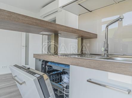 Pronájem bytu, 1+kk, 27 m²