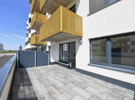 Pronájem bytu, 2+kk, 76 m²