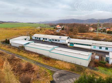 Pronájem výrobní prostor, 2 380 m²