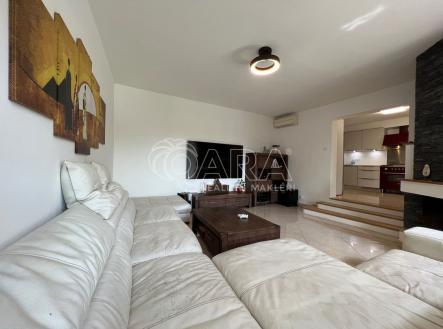 Prodej domu/vily, 322 m²