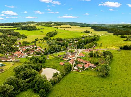 Prodej - pozemek pro komerční výstavbu, 4 931 m²