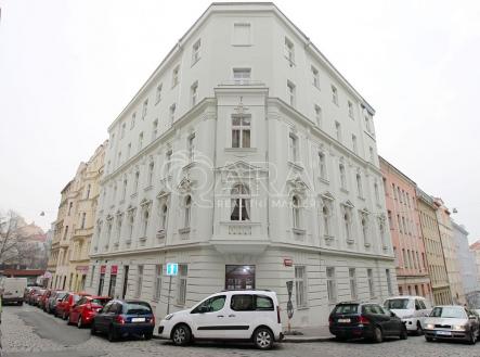 Pronájem bytu, 1+kk, 42 m²
