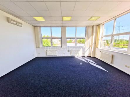 Pronájem - kanceláře, 36 m²