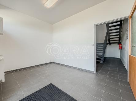 Pronájem - kanceláře, 160 m²