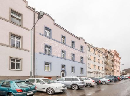 Pronájem bytu, 1+kk, 45 m²