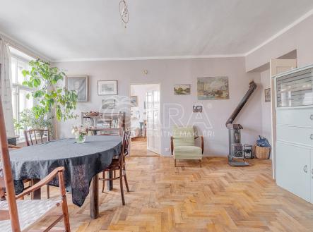Prodej - dům/vila, 450 m²