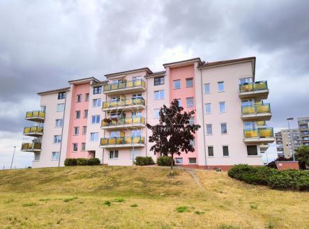 Pronájem bytu, 1+kk, 27 m² obrázek