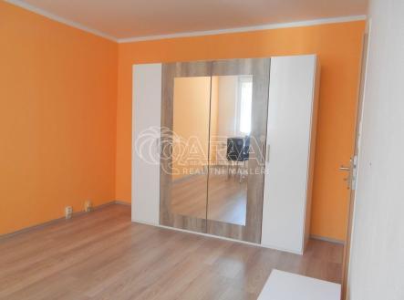 Pronájem bytu, 1+kk, 30 m²