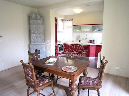 Pronájem - dům/vila, 159 m²