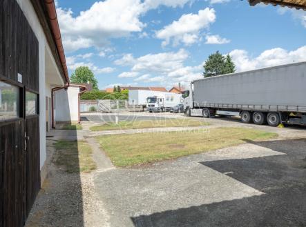 Pronájem skladovací prostor, 249 m²