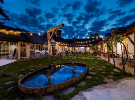 Prodej penzion, 588 m²