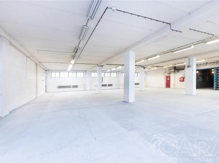 Pronájem skladovací prostor, 1 998 m²