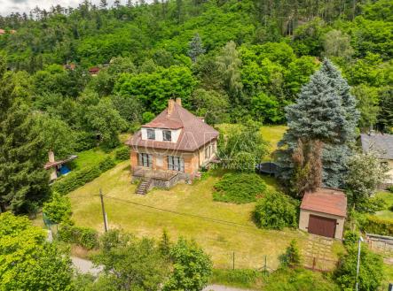 Prodej pozemku pro bydlení, 1 676 m²