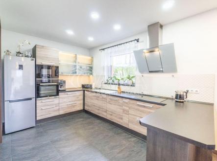 Prodej domu/vily, 180 m²