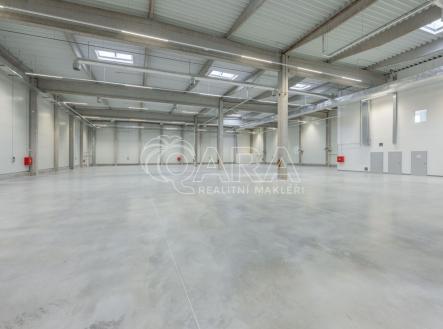 Pronájem skladovací prostor, 2 398 m²