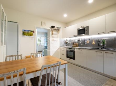 Prodej bytu, 2+1, 66 m²