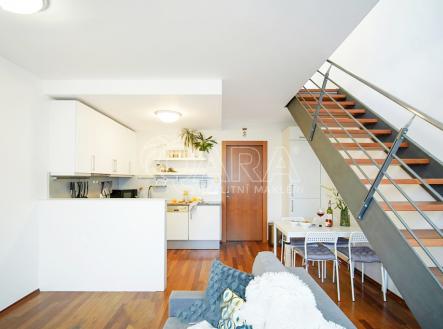 Pronájem bytu, 2+kk, 64 m²