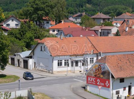 Prodej restaurace, 453 m² obrázek