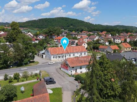 Prodej restaurace, 453 m²