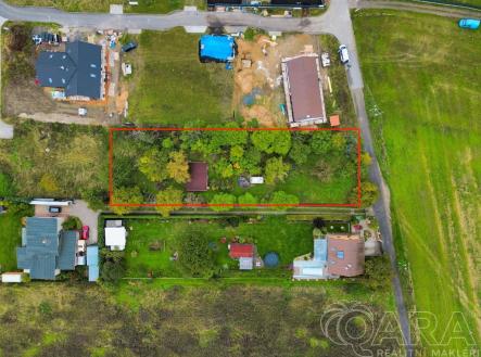 Prodej pozemku pro bydlení, 2 050 m²