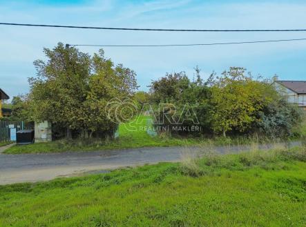 Prodej pozemku pro bydlení, 2 050 m²