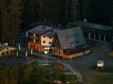 Prodej hotel, 1 210 m²