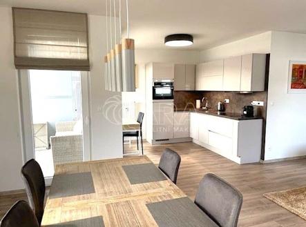 Pronájem bytu, 2+kk, 71 m²