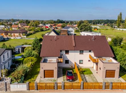 Pronájem domu/vily, 168 m² obrázek