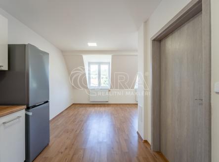 Pronájem bytu, 4+kk, 63 m²