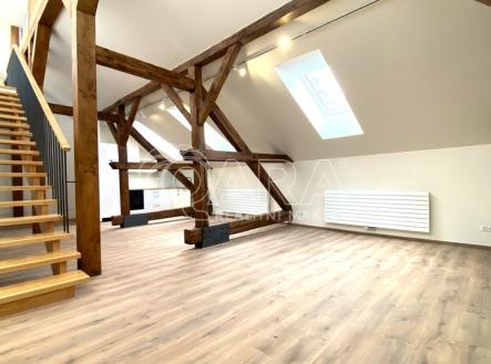 Pronájem bytu, 2+kk, 97 m²